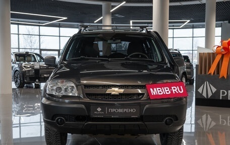 Chevrolet Niva I рестайлинг, 2016 год, 690 000 рублей, 3 фотография