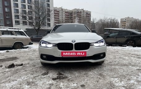 BMW 3 серия, 2017 год, 2 580 000 рублей, 16 фотография