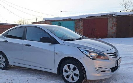 Hyundai Solaris II рестайлинг, 2014 год, 1 020 000 рублей, 7 фотография