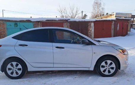 Hyundai Solaris II рестайлинг, 2014 год, 1 020 000 рублей, 10 фотография