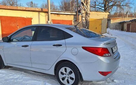 Hyundai Solaris II рестайлинг, 2014 год, 1 020 000 рублей, 19 фотография