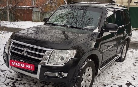 Mitsubishi Pajero IV, 2014 год, 1 950 000 рублей, 2 фотография