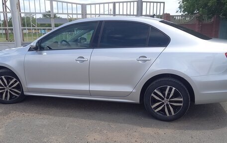 Volkswagen Jetta VI, 2013 год, 1 220 000 рублей, 1 фотография