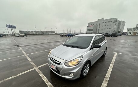 Hyundai Solaris II рестайлинг, 2011 год, 700 000 рублей, 9 фотография