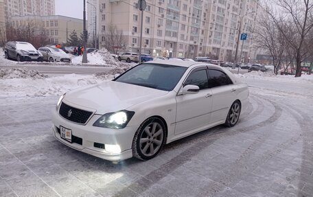 Toyota Crown, 2005 год, 680 000 рублей, 8 фотография