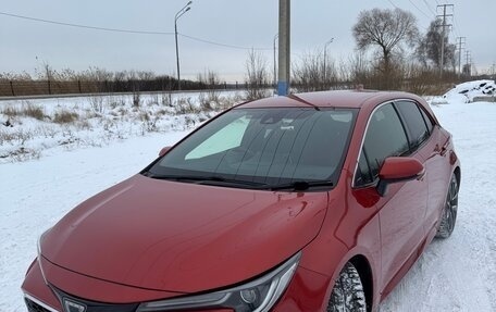 Toyota Corolla, 2018 год, 2 000 000 рублей, 2 фотография