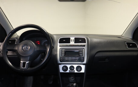 Volkswagen Polo VI (EU Market), 2013 год, 790 000 рублей, 11 фотография