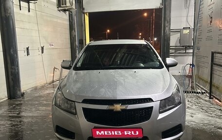 Chevrolet Cruze II, 2010 год, 650 000 рублей, 1 фотография