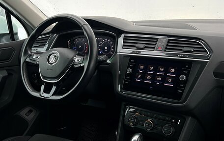 Volkswagen Tiguan II, 2020 год, 4 098 600 рублей, 13 фотография