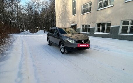 Nissan Qashqai+2 I, 2013 год, 1 050 000 рублей, 2 фотография