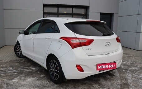 Hyundai i30 II рестайлинг, 2013 год, 929 000 рублей, 5 фотография