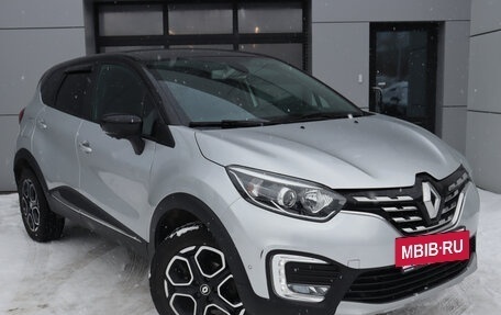 Renault Kaptur I рестайлинг, 2021 год, 1 629 000 рублей, 2 фотография