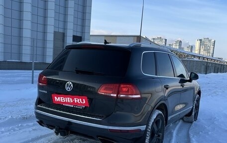 Volkswagen Touareg III, 2015 год, 3 590 000 рублей, 6 фотография