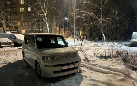 Toyota bB I рестайлинг, 2004 год, 610 000 рублей, 12 фотография