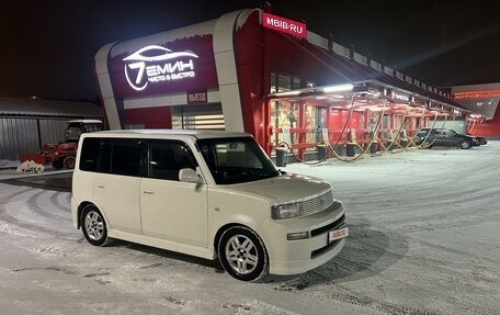 Toyota bB I рестайлинг, 2004 год, 610 000 рублей, 8 фотография