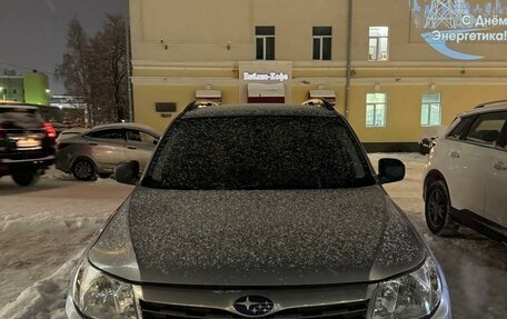 Subaru Forester, 2011 год, 990 000 рублей, 2 фотография