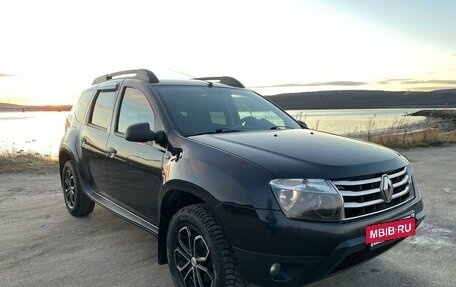 Renault Duster I рестайлинг, 2014 год, 889 000 рублей, 2 фотография