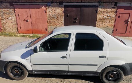 Renault Logan I, 2011 год, 300 000 рублей, 4 фотография