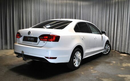 Volkswagen Jetta VI, 2013 год, 1 026 000 рублей, 2 фотография