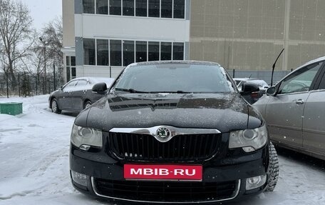 Skoda Superb III рестайлинг, 2012 год, 1 050 000 рублей, 1 фотография