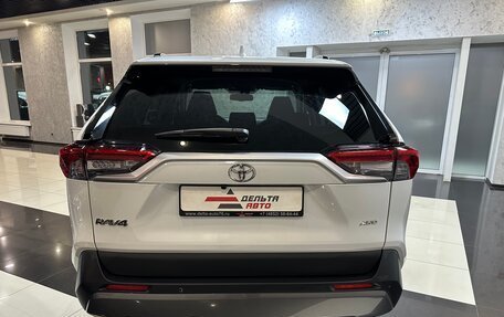 Toyota RAV4, 2022 год, 3 995 000 рублей, 6 фотография