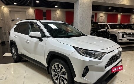 Toyota RAV4, 2022 год, 3 995 000 рублей, 3 фотография