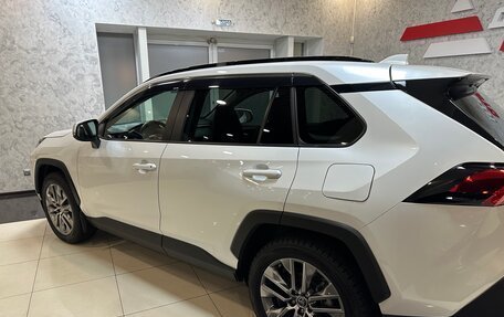 Toyota RAV4, 2022 год, 3 995 000 рублей, 36 фотография