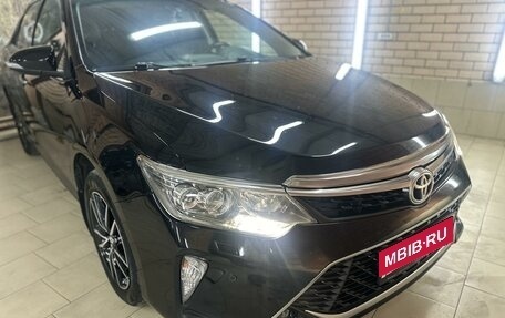 Toyota Camry, 2017 год, 2 990 000 рублей, 8 фотография