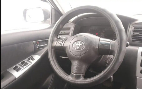 Toyota Corolla, 2005 год, 770 000 рублей, 13 фотография