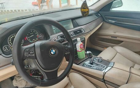 BMW 7 серия, 2011 год, 1 600 000 рублей, 2 фотография