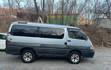 Toyota HiAce H100, 1994 год, 330 000 рублей, 4 фотография