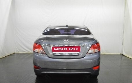 Hyundai Solaris II рестайлинг, 2014 год, 925 000 рублей, 6 фотография