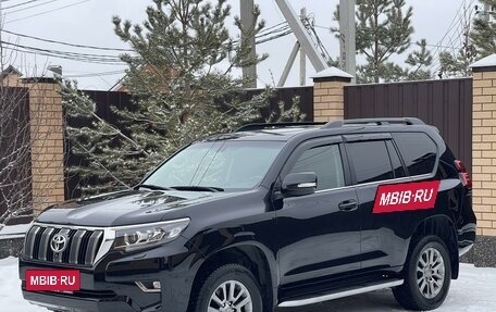 Toyota Land Cruiser Prado 150 рестайлинг 2, 2018 год, 4 777 777 рублей, 2 фотография