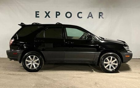 Lexus RX IV рестайлинг, 2000 год, 1 030 000 рублей, 4 фотография