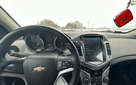 Chevrolet Cruze II, 2012 год, 900 000 рублей, 7 фотография