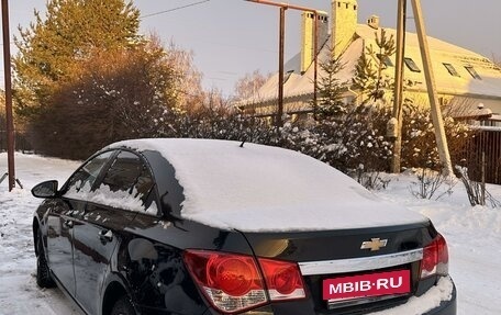 Chevrolet Cruze II, 2012 год, 900 000 рублей, 3 фотография