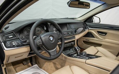 BMW 5 серия, 2010 год, 1 899 000 рублей, 6 фотография