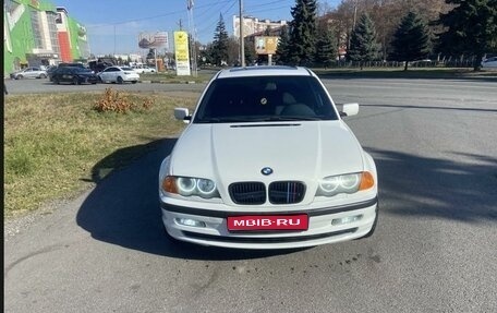 BMW 3 серия, 2000 год, 700 000 рублей, 1 фотография