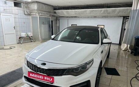 KIA Optima IV, 2019 год, 2 400 000 рублей, 3 фотография