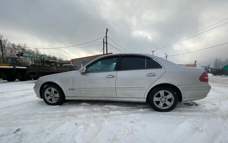 Mercedes-Benz E-Класс, 2002 год, 450 000 рублей, 4 фотография