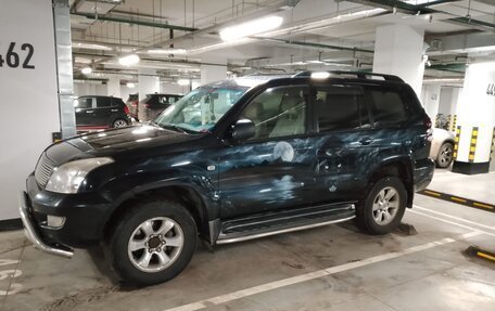 Toyota Land Cruiser Prado 120 рестайлинг, 2005 год, 2 000 000 рублей, 2 фотография