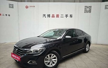 Volkswagen Passat B8 рестайлинг, 2021 год, 2 250 000 рублей, 3 фотография