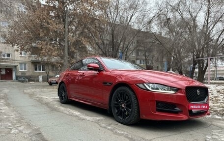 Jaguar XE I рестайлинг, 2017 год, 2 300 000 рублей, 6 фотография