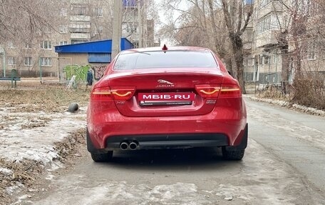 Jaguar XE I рестайлинг, 2017 год, 2 300 000 рублей, 5 фотография