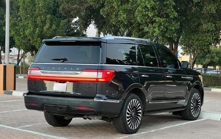 Lincoln Navigator, 2021 год, 10 300 000 рублей, 4 фотография