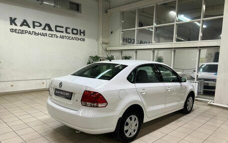 Volkswagen Polo VI (EU Market), 2011 год, 1 059 000 рублей, 2 фотография