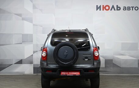 Chevrolet Niva I рестайлинг, 2012 год, 590 000 рублей, 4 фотография