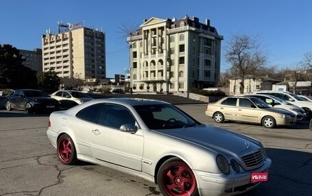 Mercedes-Benz CLK-Класс, 2000 год, 420 000 рублей, 1 фотография