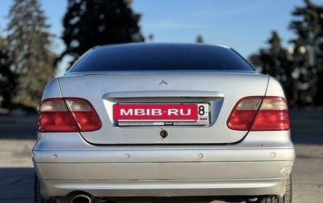 Mercedes-Benz CLK-Класс, 2000 год, 420 000 рублей, 5 фотография