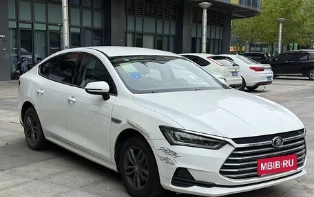 BYD Qin, 2020 год, 1 180 000 рублей, 3 фотография